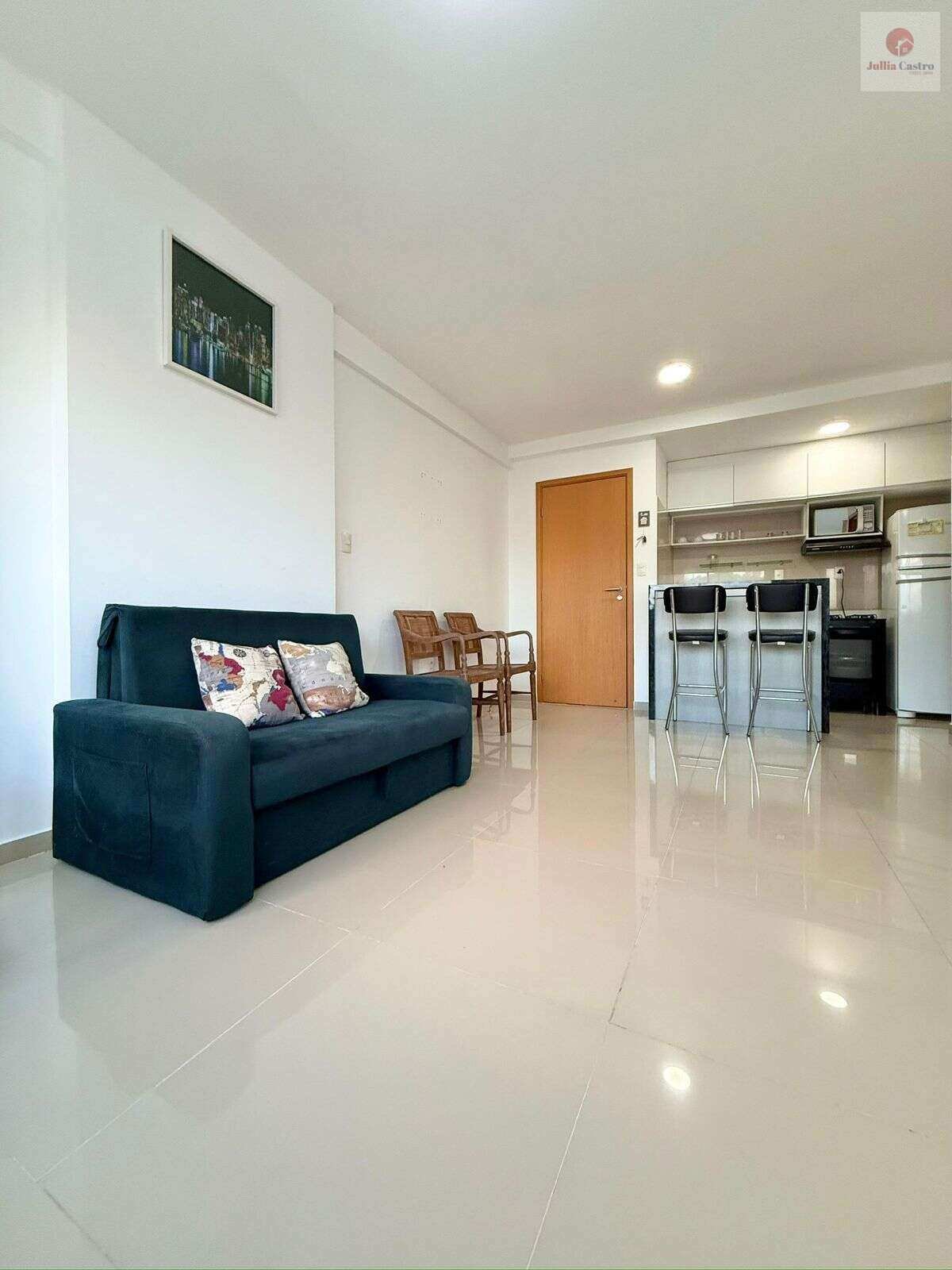 VENDO ÓTIMO FLAT MOBILIADO COM 1 QUARTO NO BAIRRO DO ESPIINHEIRO/ RECIFE - Jullia Castro - Corretora de Imóveis